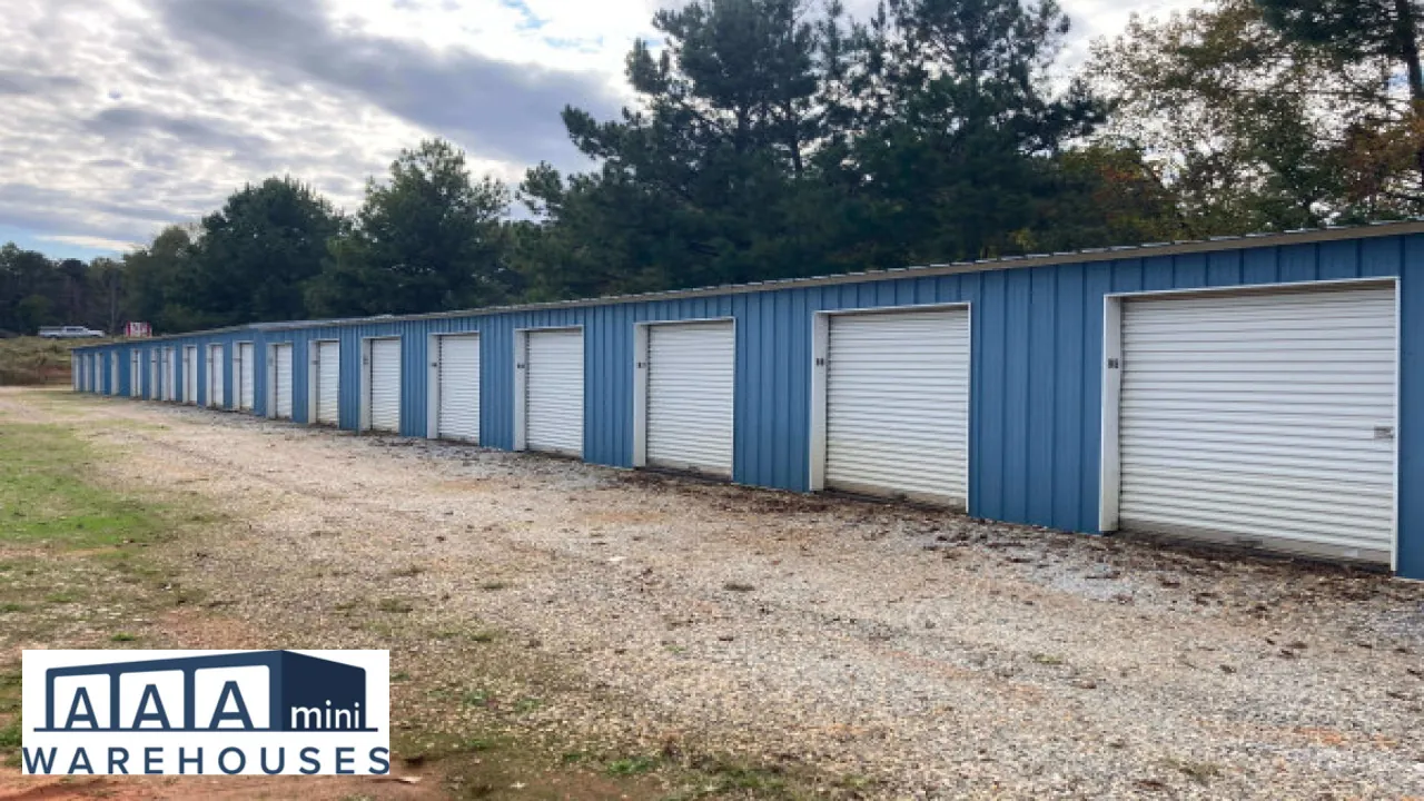 AAA Mini Warehouses Commerce facility